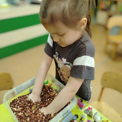 5211178146768557658 121